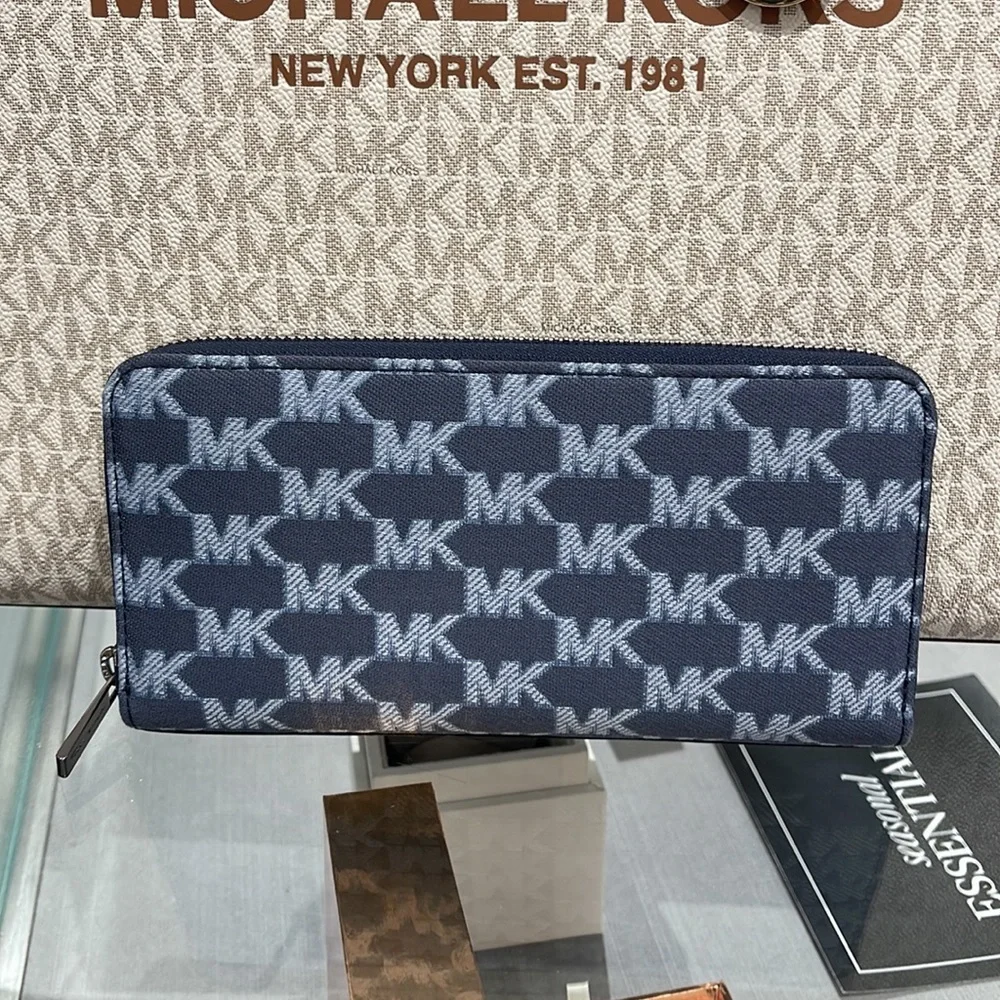 Michael Kors Men’s Women’s Cooper Tech Zip Around Wallet Navy Multi Unisex NWT